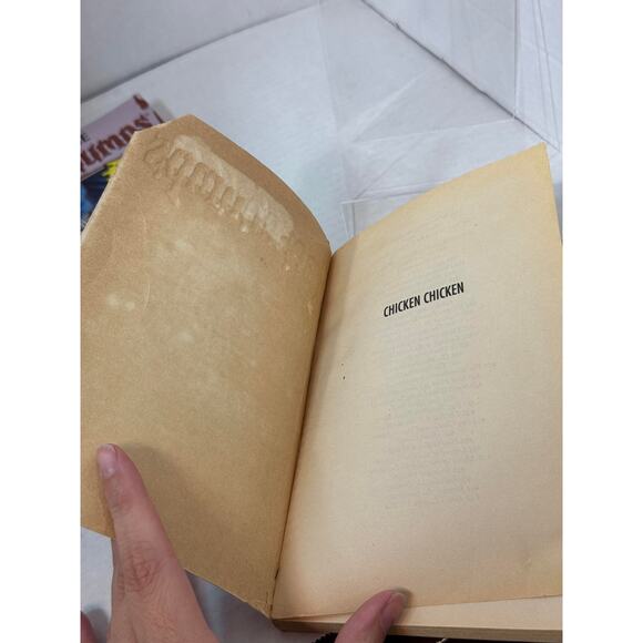 Lot of (2) chicken chicken & how I learned to fly (trading cards) 1st Editions - Picture 15 of 16